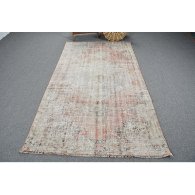 Tapis turc rétro de style Anatolien beige idéal pour accentuer l'espace de votre chambre à coucher