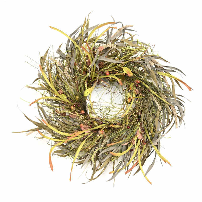 Couronne de pin artificielle 24 po avec pommes de pin artificielles 24 po
