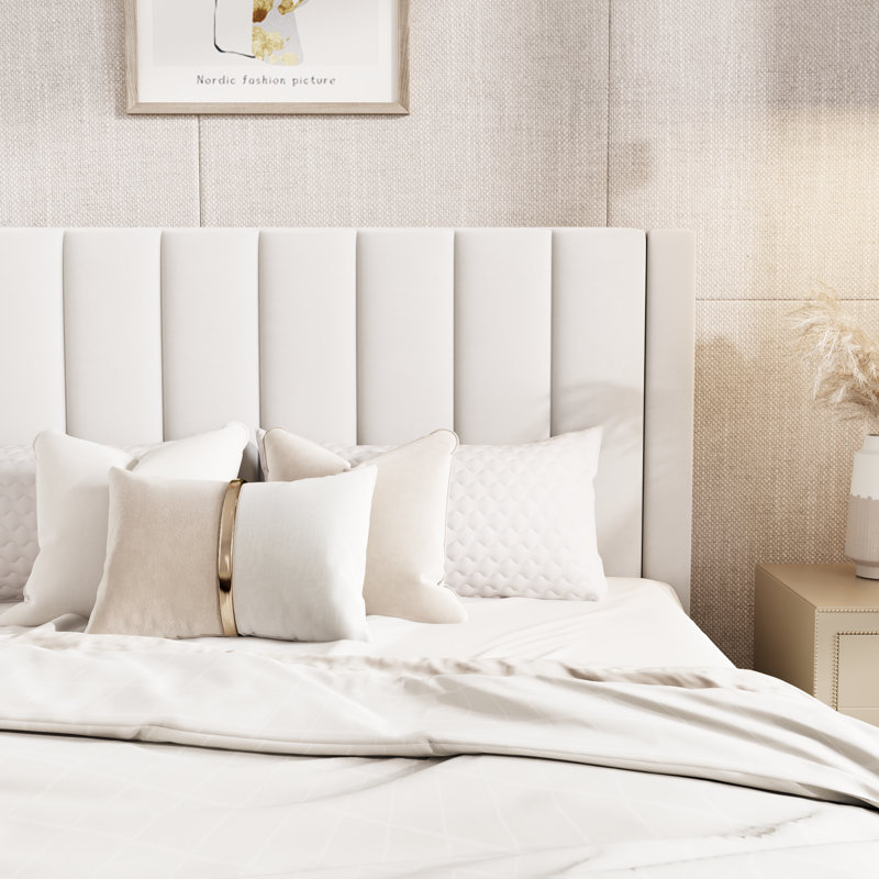 Lit plateforme tapissier avec velours et tête de lit rayée Stauton, Double, Blanc