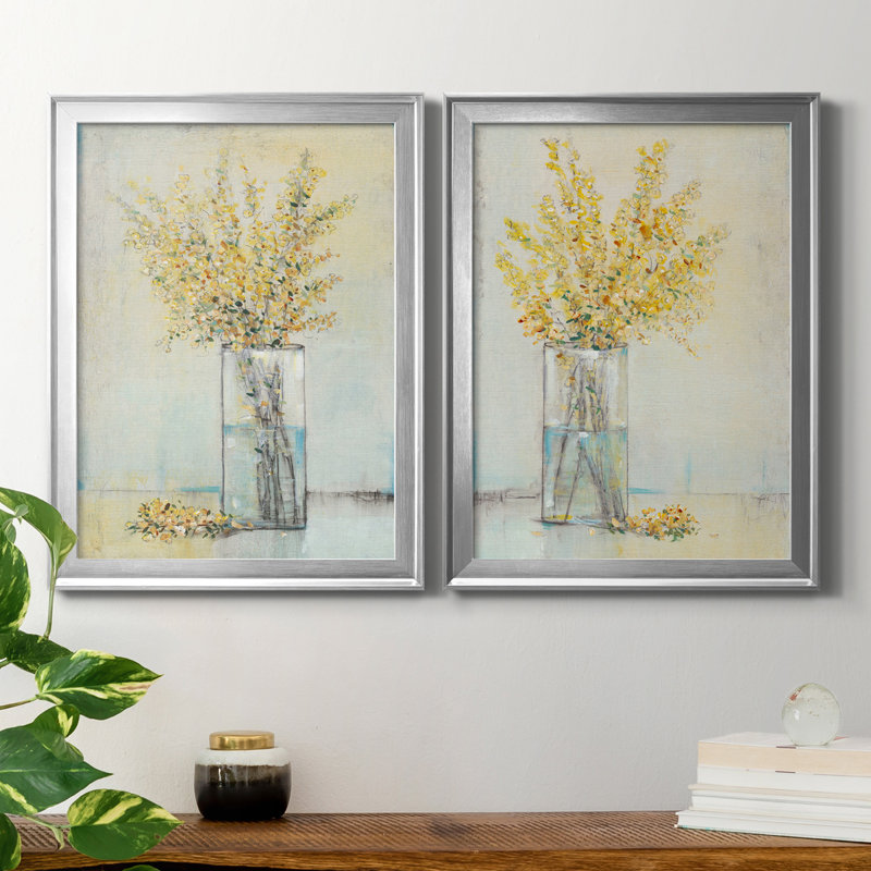 «Yellow Spray In Vase I», ensemble de 2 peintures sur toile encadrées, H 42,5 po x l 30,5 po x P 1 po, Argent