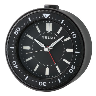 QHE184KLH Heritage Design Clock, Black