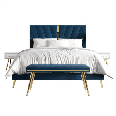 Lakeysa Piece Bedroom Set