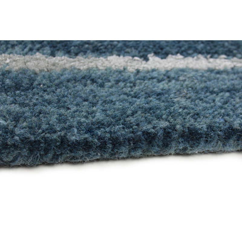 Azure Blue Handmade Wool and Viscose Tufted Rug, 3'9" x 5'9"