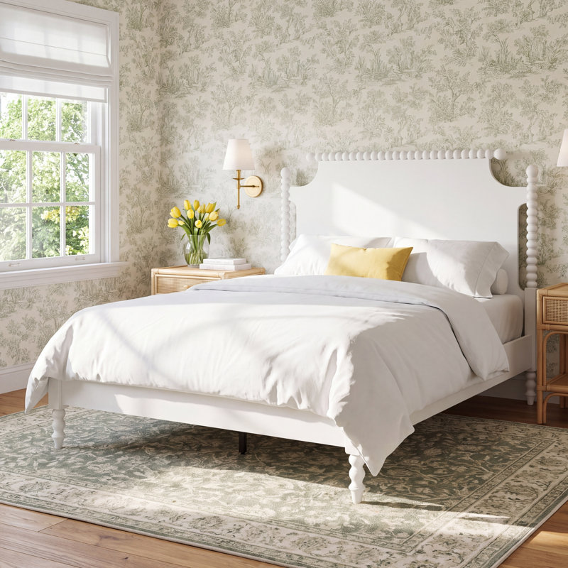 Nadette Spindle Bed, Queen, White