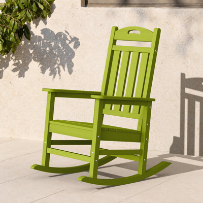 Chaise berçante d'extérieur en PEHD