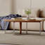 Table basse en bois-109751299