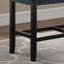 Banc en tissu bleu avec garniture cloutée et repose-pieds-130190910