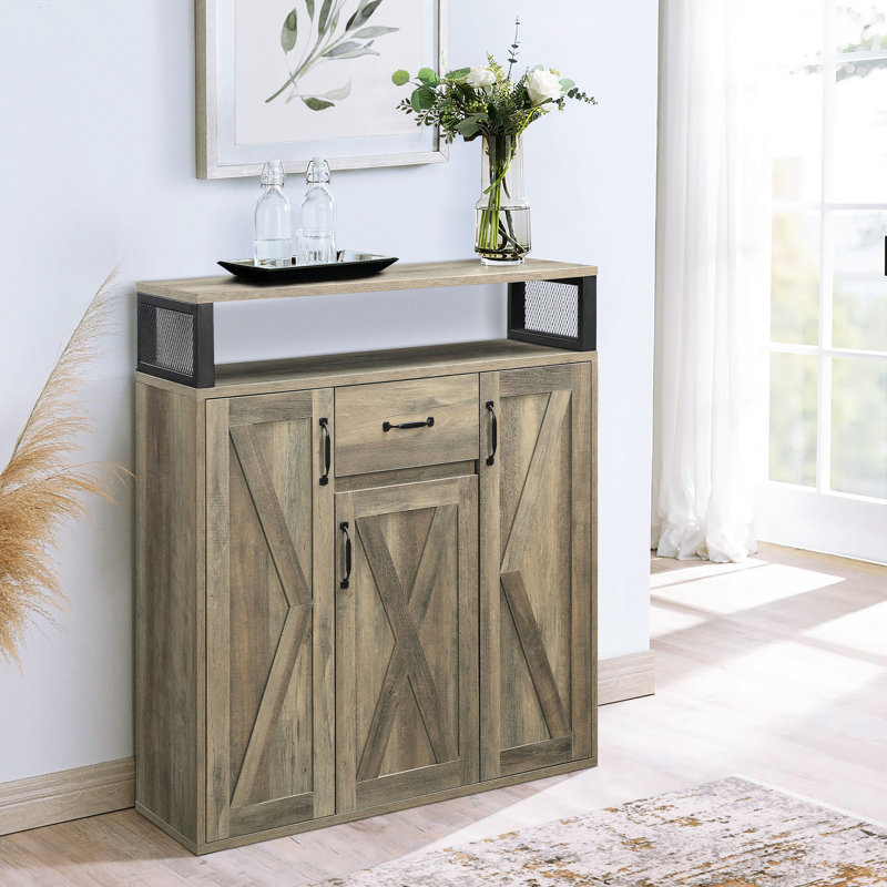 Desserte de salle à manger en chêne au fini rustique - Rangement spacieux pour les accessoires et plus d'espace à 3 portes avec options personnalisables