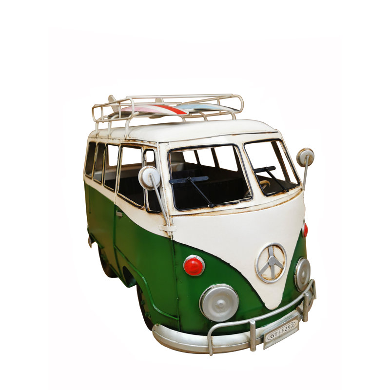 Sculpture Rotan Bus, Vert