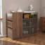 Buffet de cuisine compact avec 2 portes coulissantes en verre, 3 tiroirs et 1 tablette de présentation, idéal pour le rangement organisé et la décoration moderne