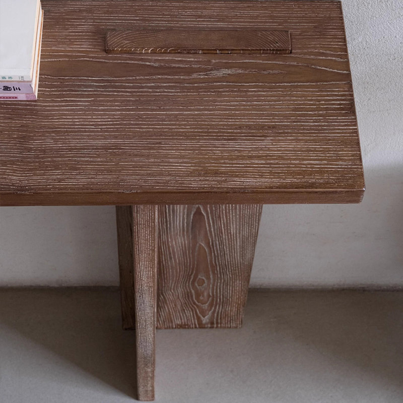 Console moderne et simple en bois massif., H 35,4 po x l 62,9 po x P 12,6 po
