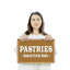 Enseigne de fantaisie en aluminium 12 po x 18 po Pastries Street
