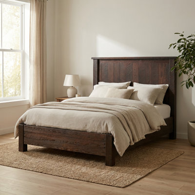 Fireside Lodge WoodShop Traditional Bed with Rail System - King