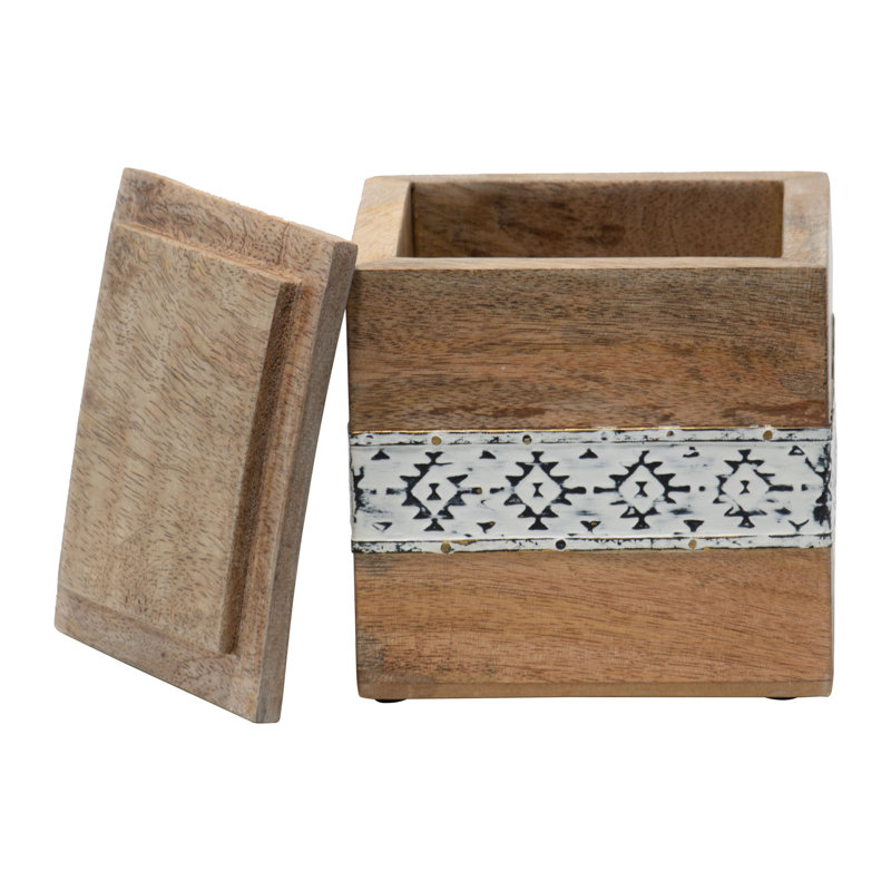 Boîte en bois massif