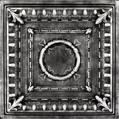 Tuile de plafond en polystyrène à collage romane 1,6 pi x 1,6 pi Romanesque Wreath