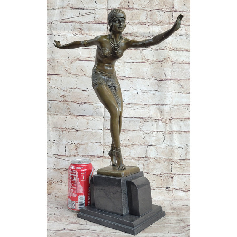Figurines et sculptures