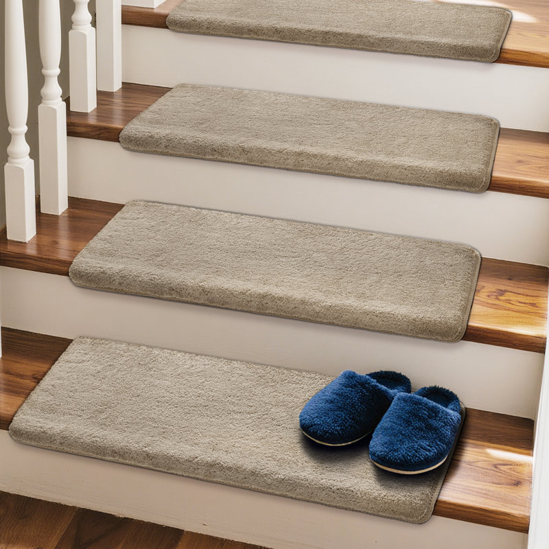 Tapis moelleux pour tapis à marches d'escalier 9,5 po x 30 po x 1,2 po gris crème, Gris crème