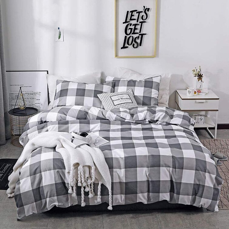 https://assets.wfcdn.com/im/70916219/resize-h755-w755%5Ecompr-r85/1314/131487385/Dau+Microfiber+Duvet+Cover+Set.jpg