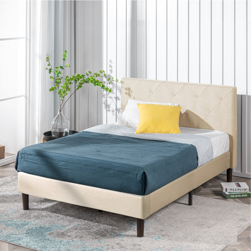 Lit plateforme tapissier capitonné à profil bas Rajneet, Grand, Beige