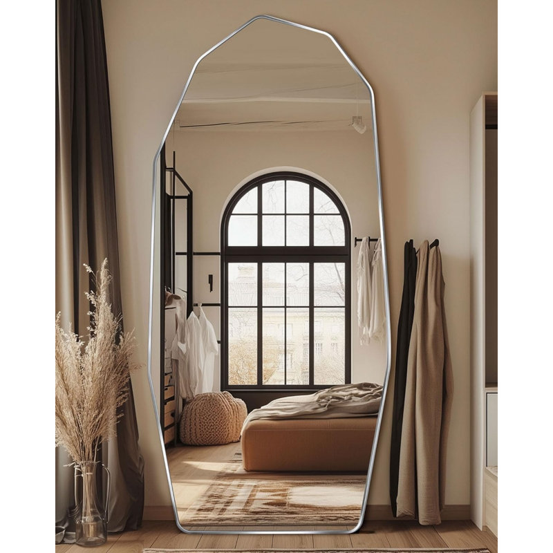Miroir pleine longueur 71 po x 32 po en forme de losange, cadre en aluminium argenté, miroir de plancher mural ou incliné pour chambre à coucher, salon ou salle de bain
