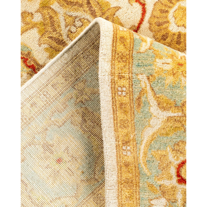 Yashvi, tapis unique noué à la main ivoire