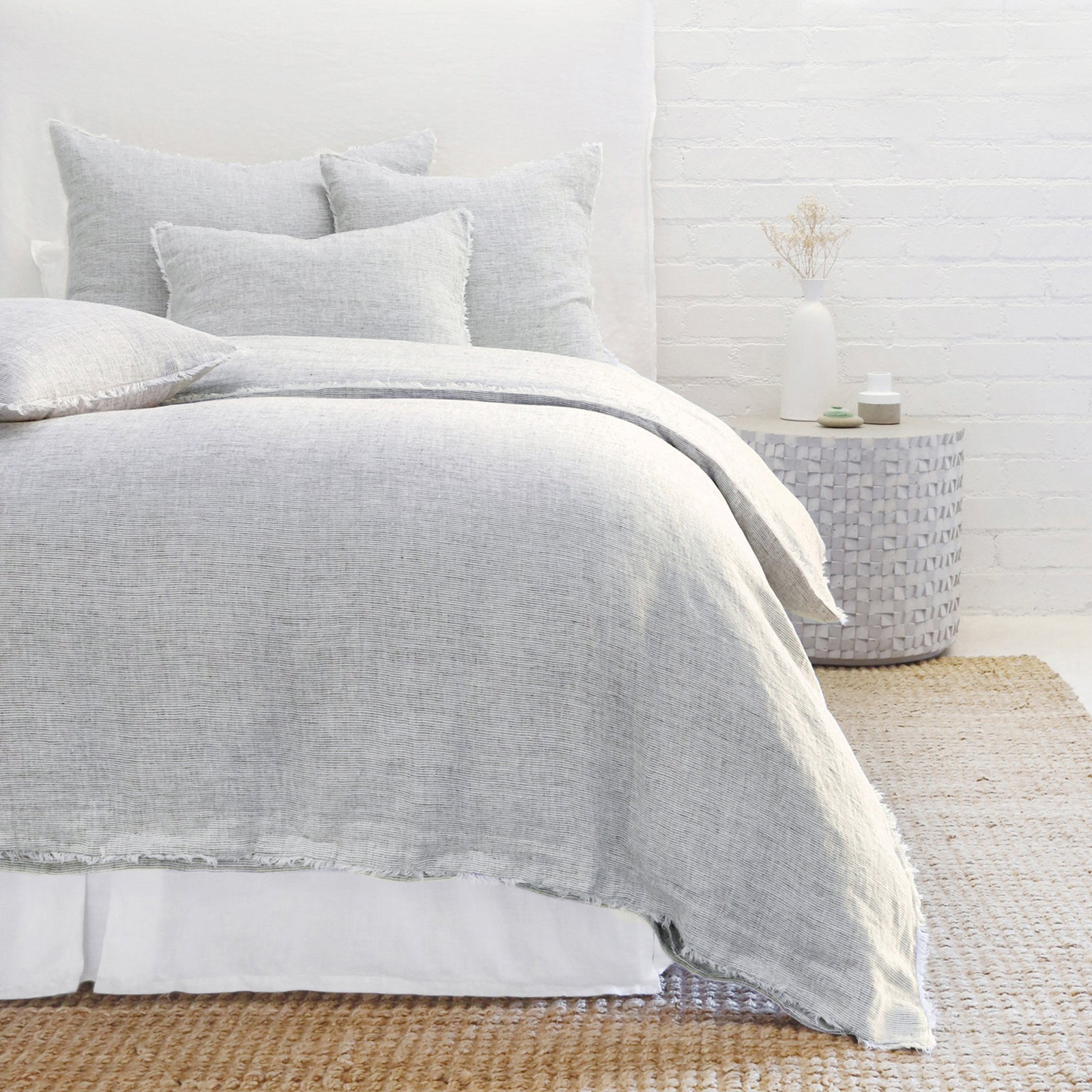 Logan Linen Duvet Cover Set, Navy, Queen