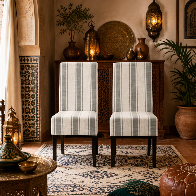 Chaise en tissu, Rayure grise