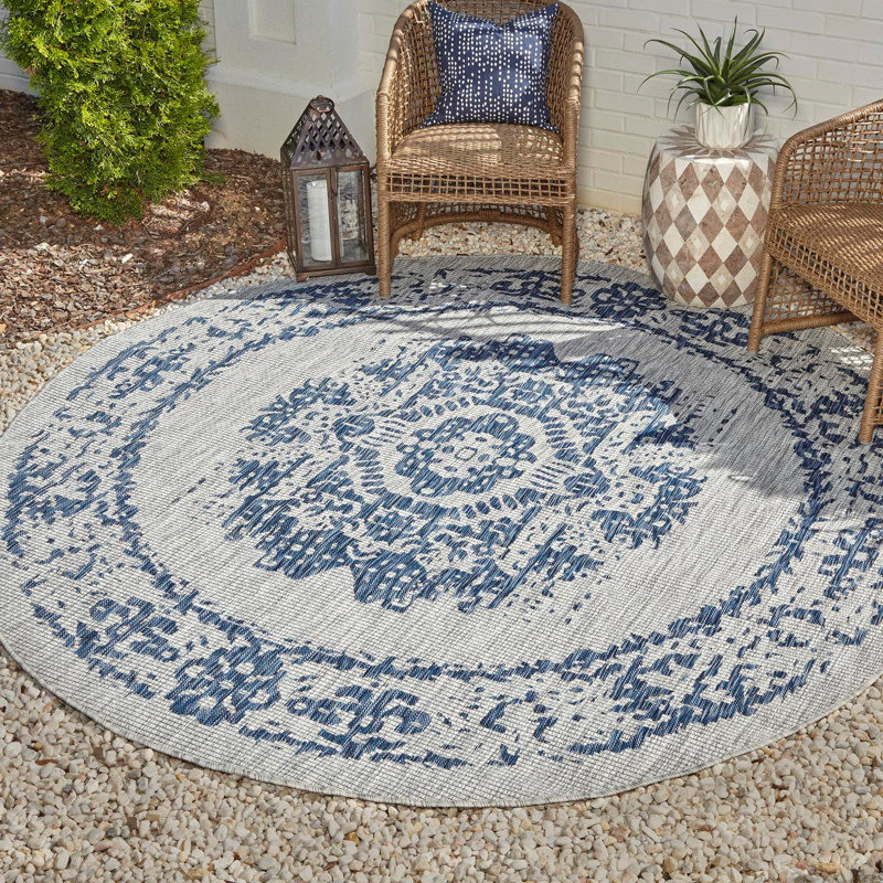 Cowell Oriental Blue/Gray Indoor/Outdoor Area Rug, Round 7'10"