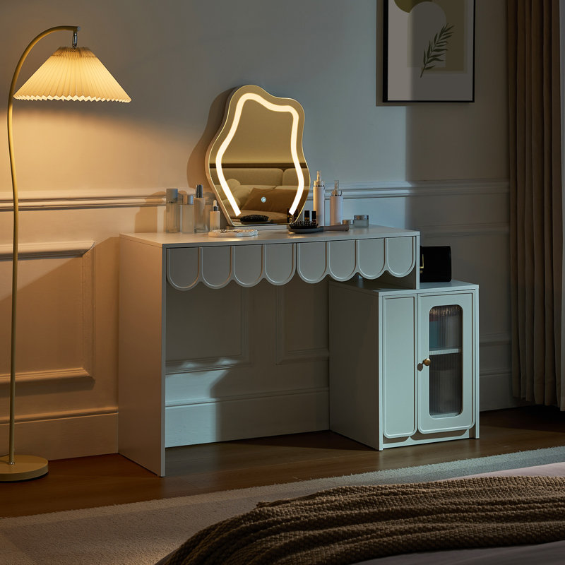 Dressing Table with Mirror