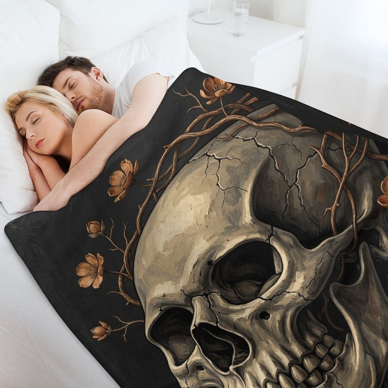 Jeté en flanelle Skull With Vines, 30 po x 40 po
