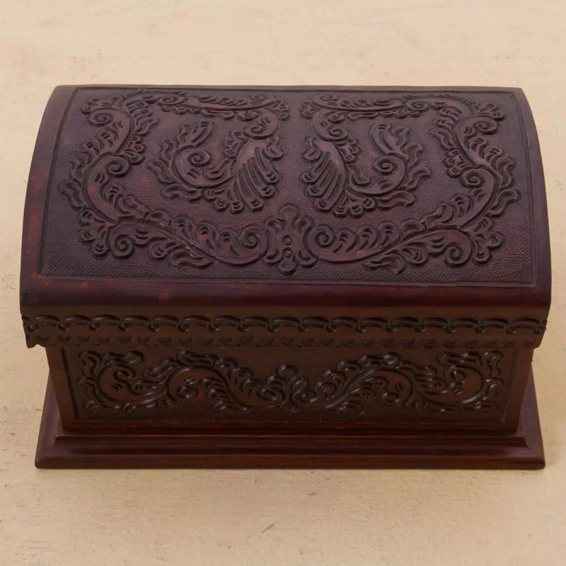 Coffre en bois d’inspiration classique Quellenhof