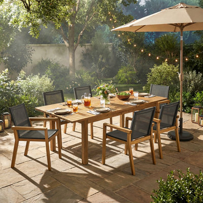 Ensemble de salle à manger d'extérieur en bois d'acacia 7 pièces 7 pièces, 1 grande table moderne, ensemble de mobilier de salle à manger pour pelouse, cour, terrasse de jardin, bord de piscine, teck