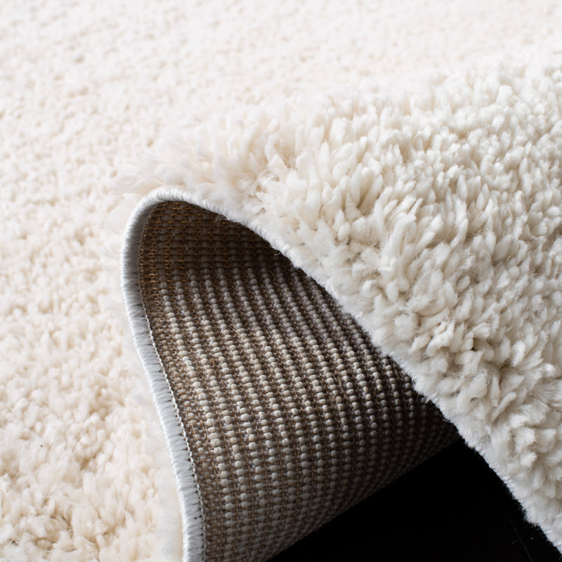 Brittney Performance solid color shag rug, Carré 9 pi, Ivory