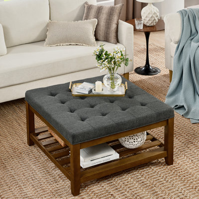 Grande table basse carrée en bois de hêtre avec revêtement en lin gris foncé confortable