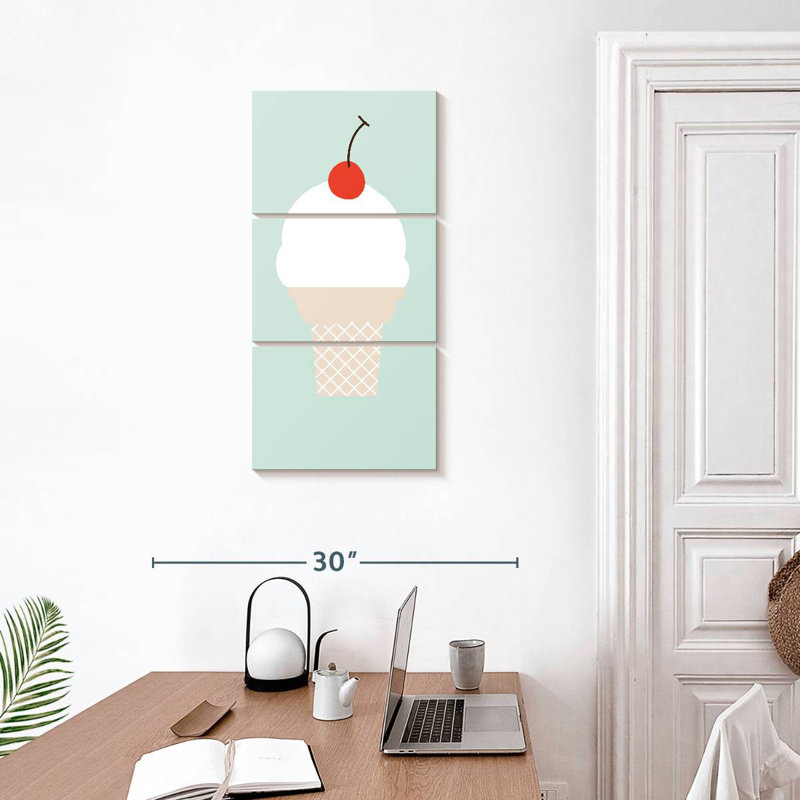 Cornet de glace I, H 32 po x l 15 po
