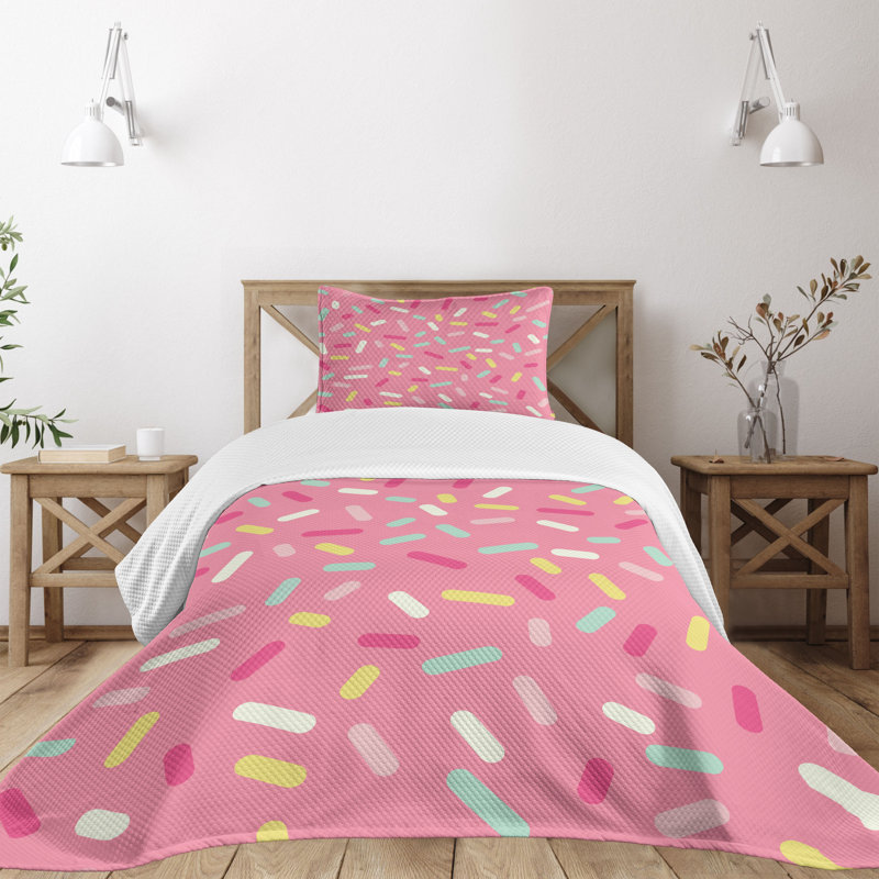 Twin White Quilted Kids Bedspread Set with Pillow Sham