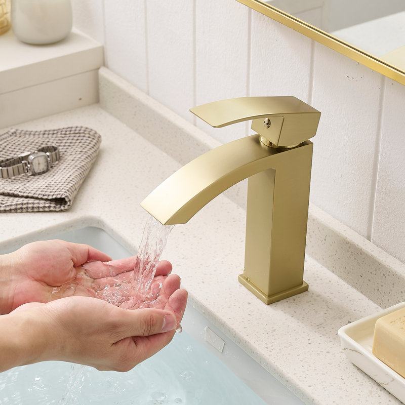 Robinet pour salle de bain à poignée simple, robinet pour salle de bain à poignée simple