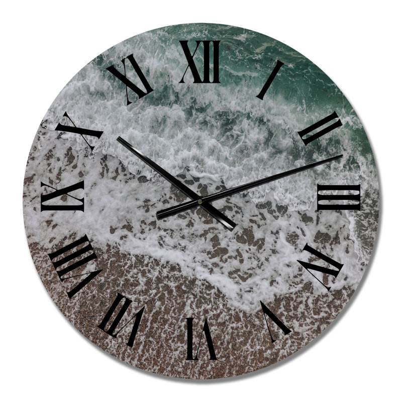 Vagues de mer avec mousse se brisant sur le rivage - Horloge murale nautique et côtière, Petit