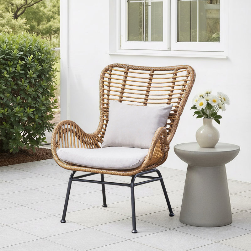 Tapscott Outdoor Lounge Chair, Light Brown Frame / Beige Cushion