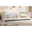 Lit plateforme en bois pleine grandeur avec garde-corps et tablettes de rangement, blanc
