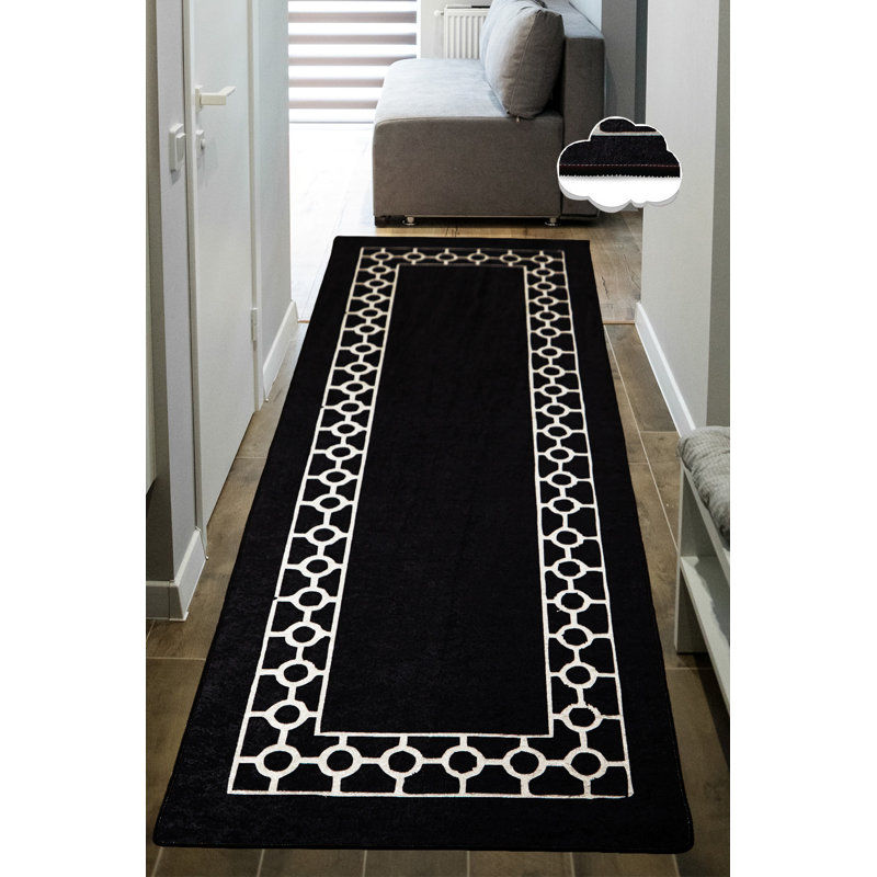 Tapis noir / blanc en velours / polyester tissé à la machine Darcy-Mai, Rectangle 3 pi 3 po x 5 pi 11 po