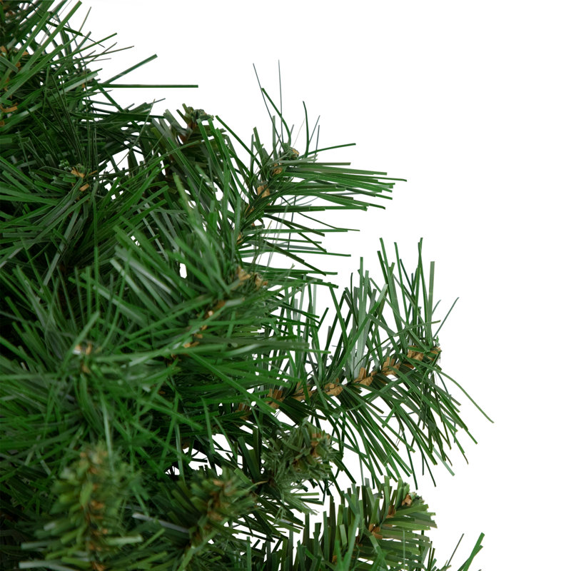 Couronne de Noël artificielle Chatham 24 po non éclairée