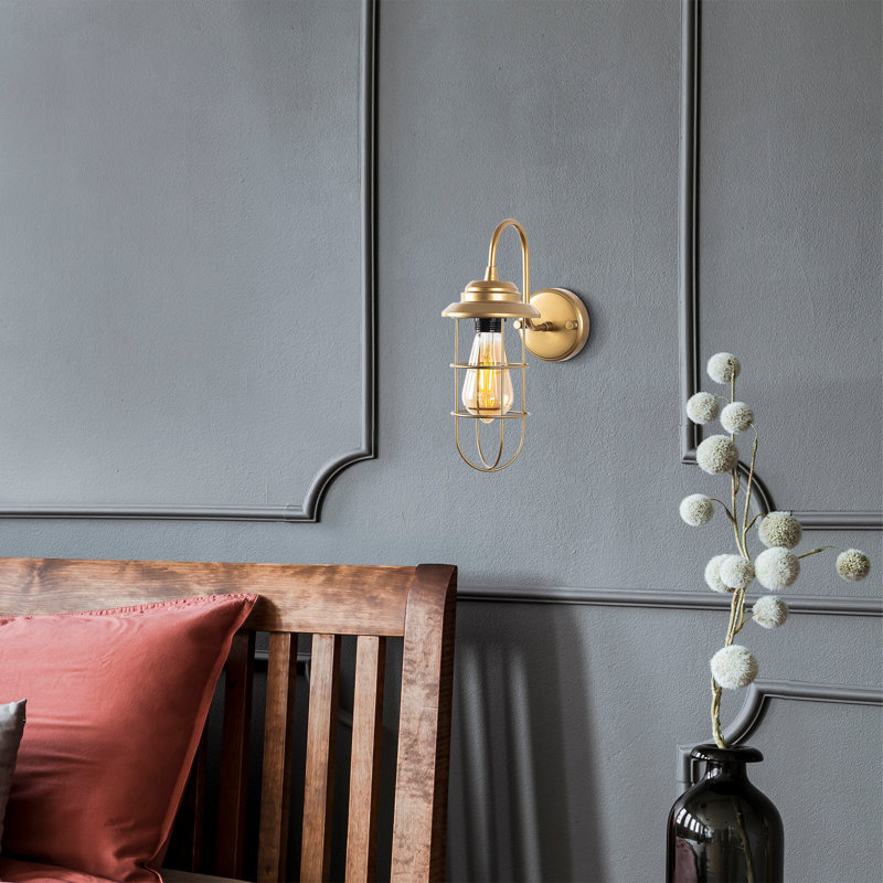 Glamorous Wall Lamp, Gold Metal Body, 4.0 x 9.8 x 12.6 inches | E27 Socket, Max 40W | Stylish & Elegant Design, Perfect for Living Room, Bedroom, & Hallway | Durable & Chic, IP20 Rated, Base Plate: 4.0 x 4.0 x 0.8 inches