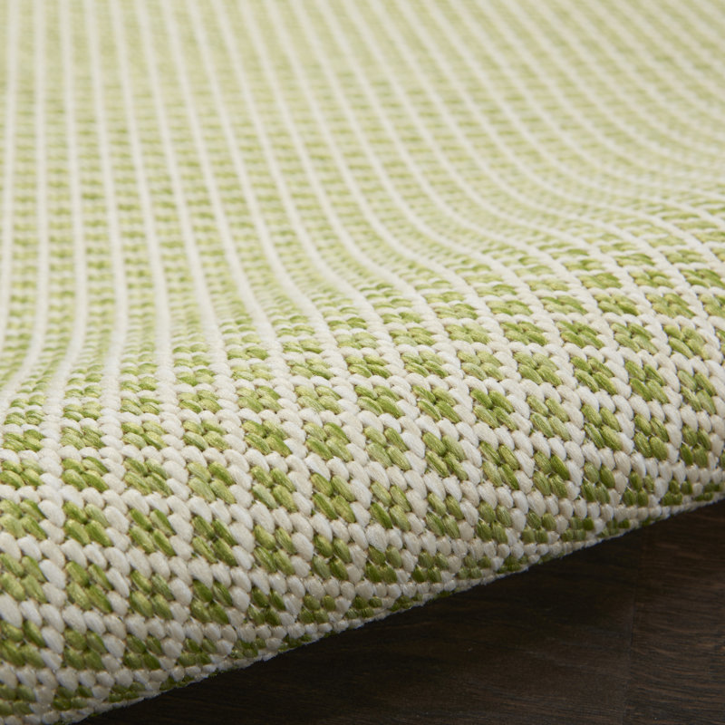 Tapis intérieur / extérieur vert Mccune, Tapis de couloir 2 pi x 6 pi