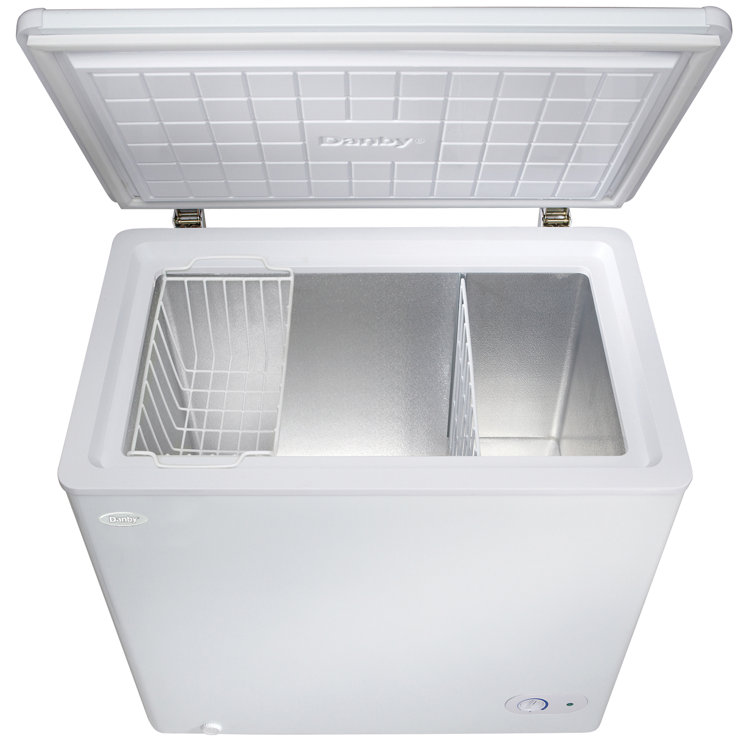 Danby 5.5 Cubic Feet Garage Ready Chest Freezer with Adjustable Temperature  Controls & Reviews