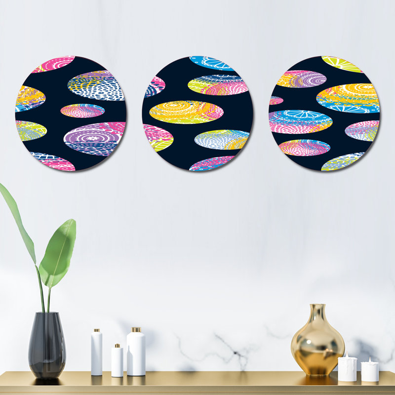 Abstract Wall Decor on Metal