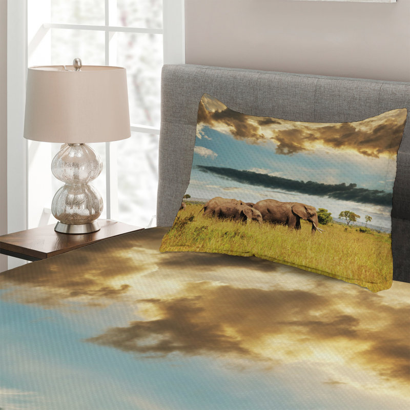 Twin Yellow and Blue Polyester Safari Coverlet Set