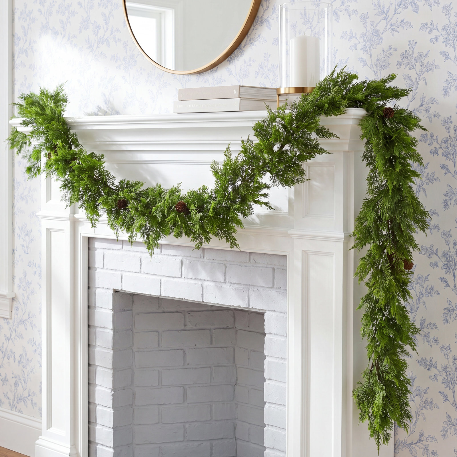 108" Cedar Christmas Garland