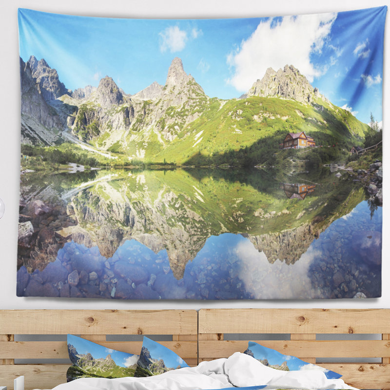 Tapisserie en polyester lac de montagne Tatra avec accessoires de suspension inclus, H 78 po x l 92 po