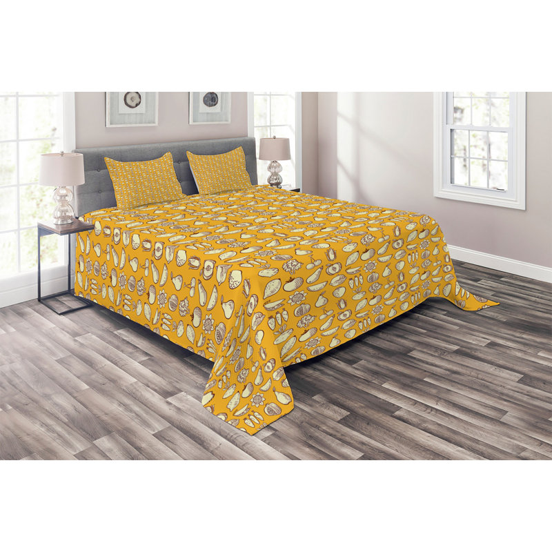 Farmhouse / Country Polyester Coverlet, King Bedspread + 2 Shams
